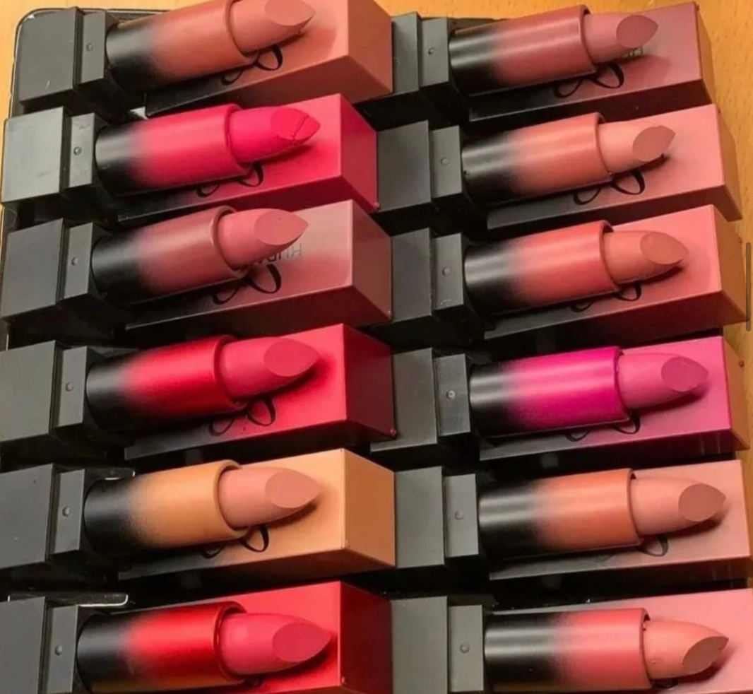 Huda Beauty Bullet Lipstick Set