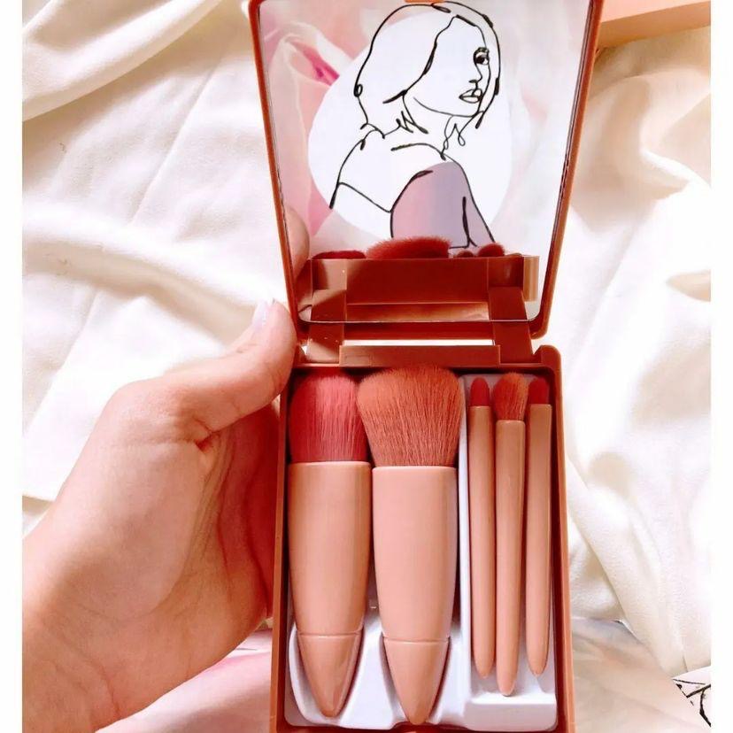 5 Pcs Box Brush Set