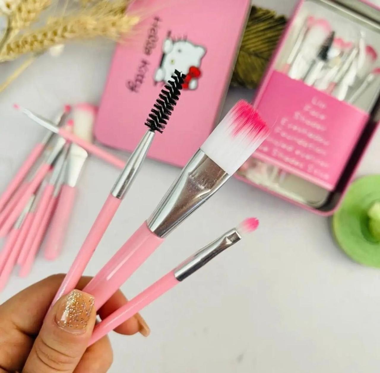 Hello Kitty Brush Set